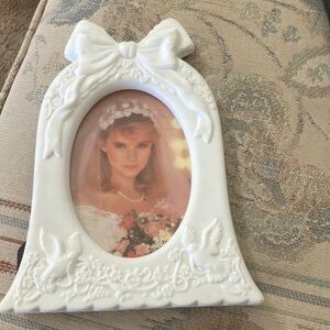 FINAL MARKDOWN Princess house wedding bell picture frame